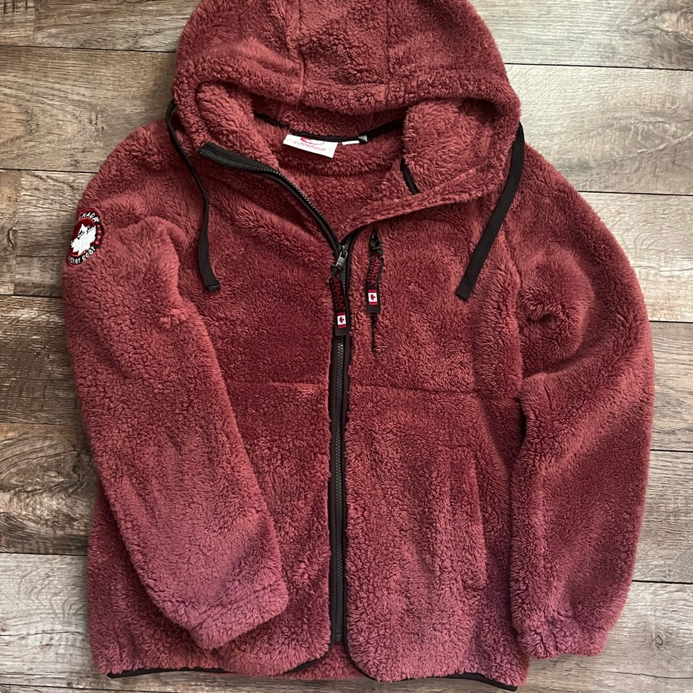 Cozy Womens Fleece Jacket - Maroon